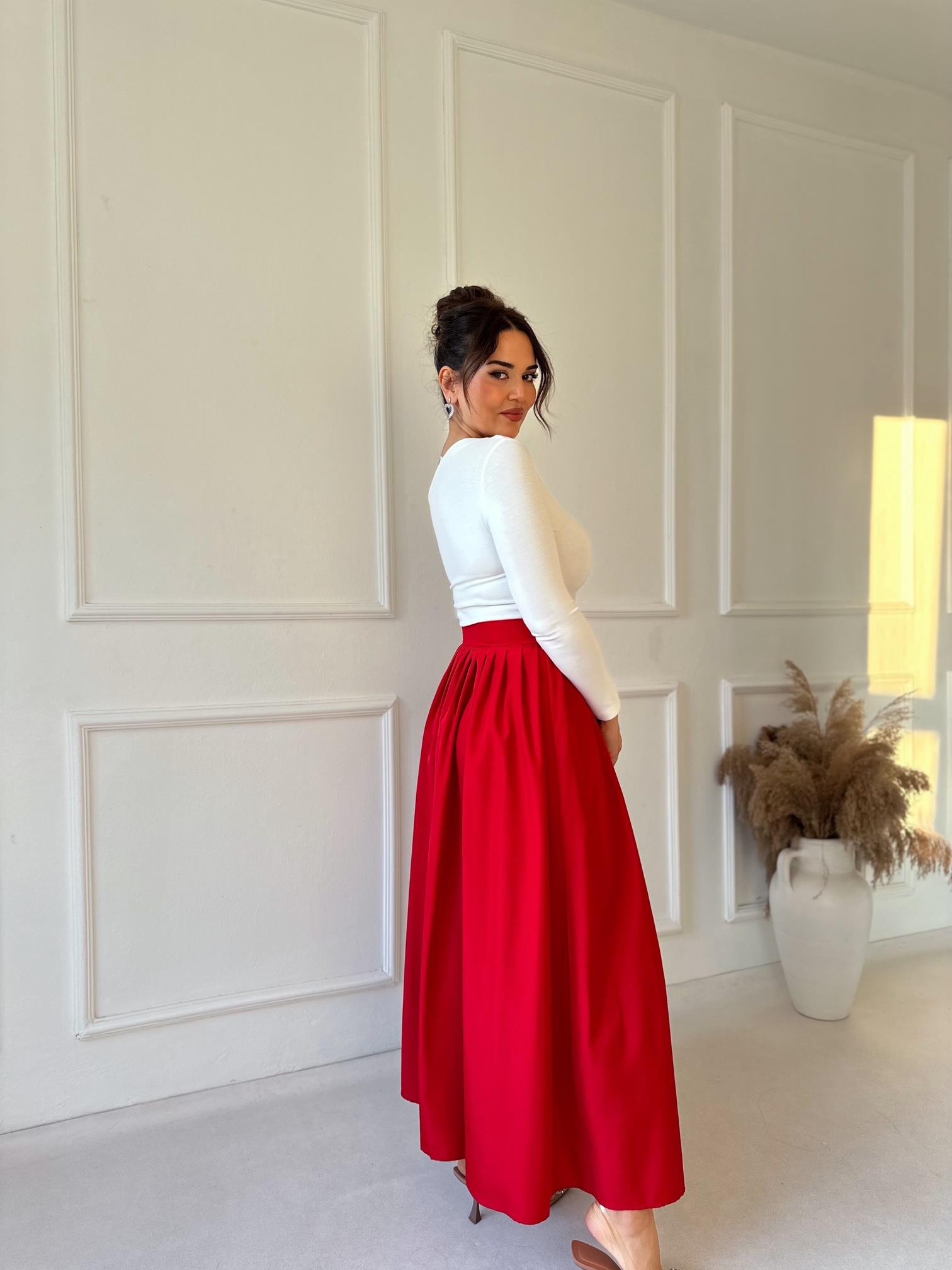 Premium Kalite Kırmızı Yırtmaçlı Tafta Midi Etek - Nora Butik · 8