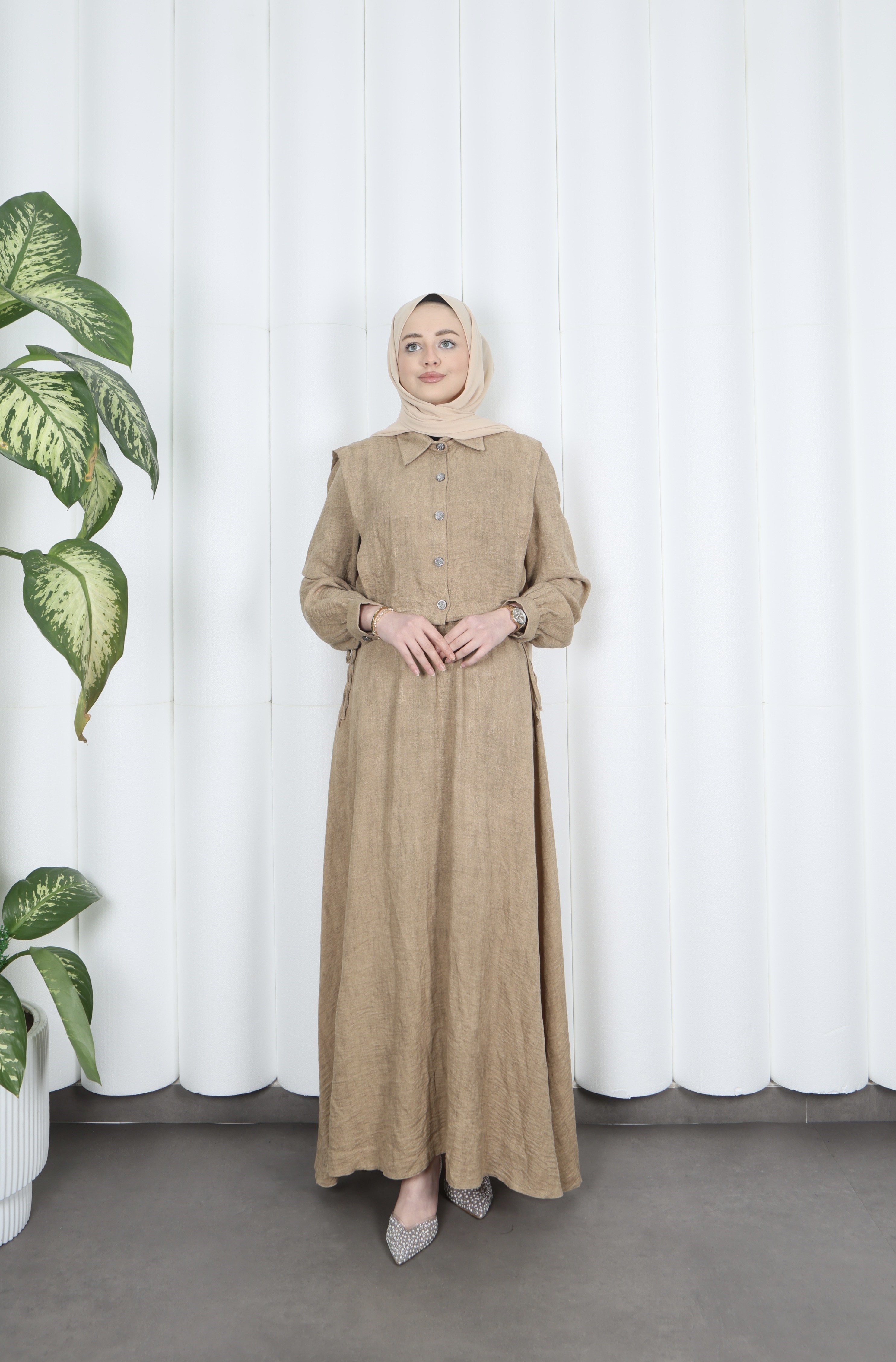 Düğme Detaylı Bolerolu Beli Lastikli Tesettür Elbise Taba   HNT8540