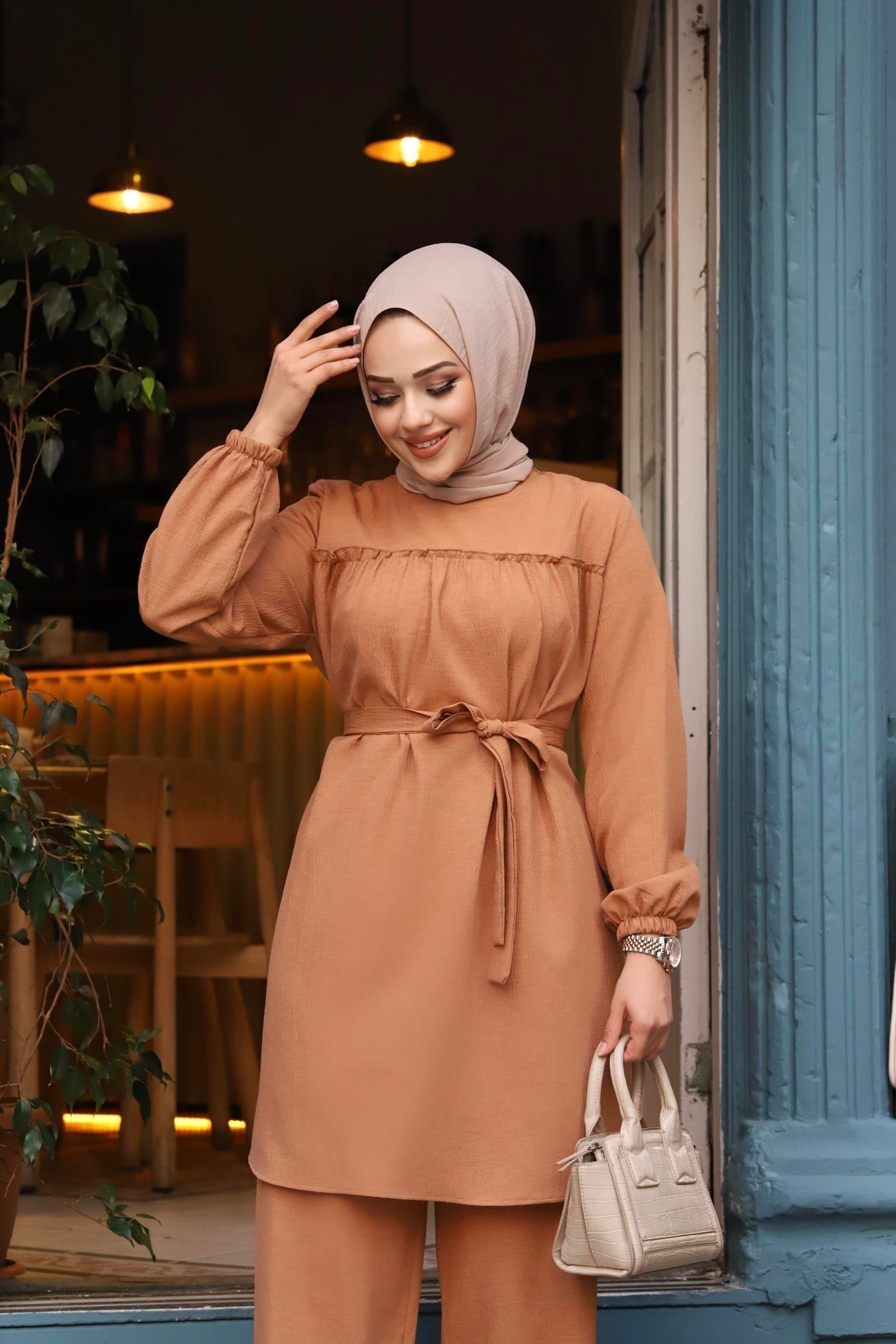 Fırfır Detaylı Tesettür Camel Takım