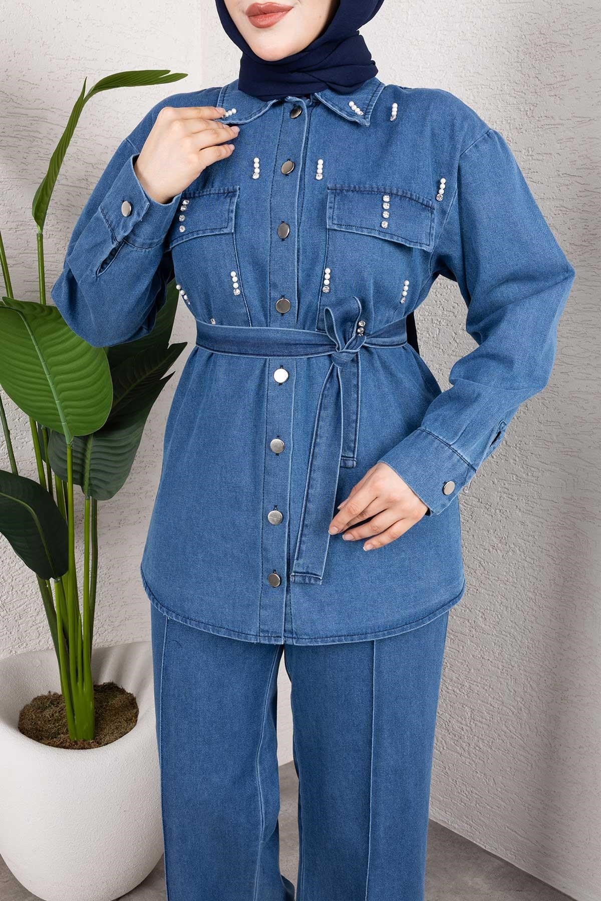 Taş Detaylı Kuşaklı Denim Tesettür Takım Açık Mavi