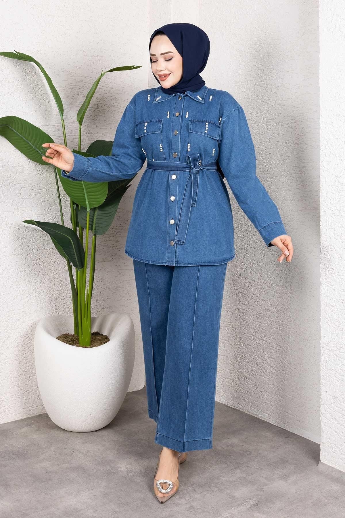 Taş Detaylı Kuşaklı Denim Tesettür Takım Açık Mavi