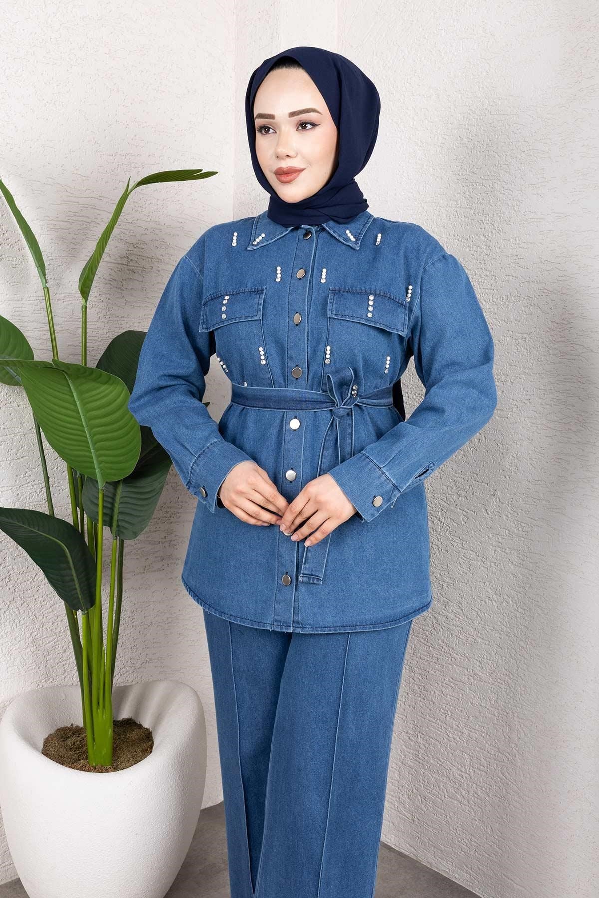 Taş Detaylı Kuşaklı Denim Tesettür Takım Açık Mavi