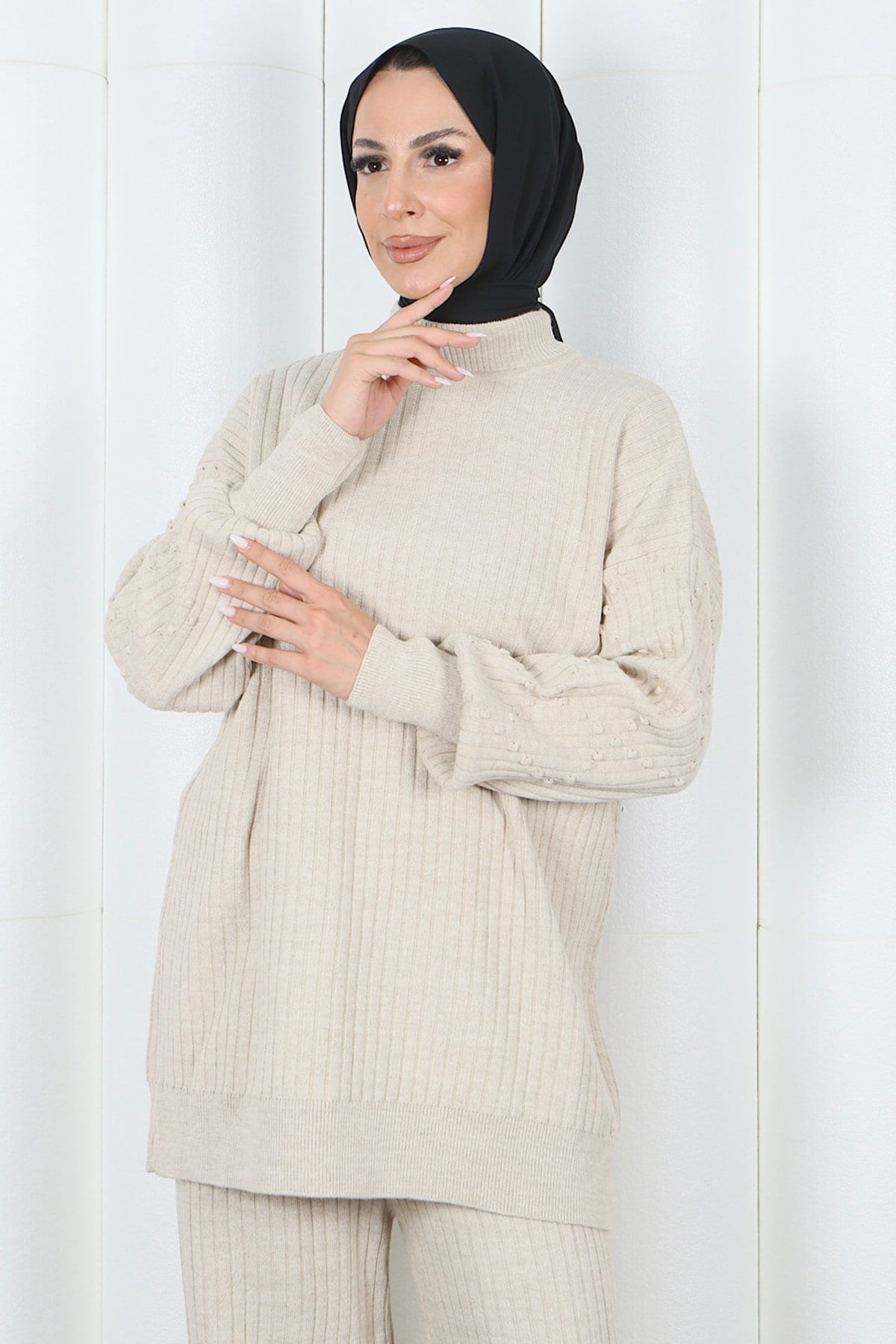 Yarım Balıkçı Yaka Kol Detaylı Pantalonlu Triko Takım  Krem  HNT2811