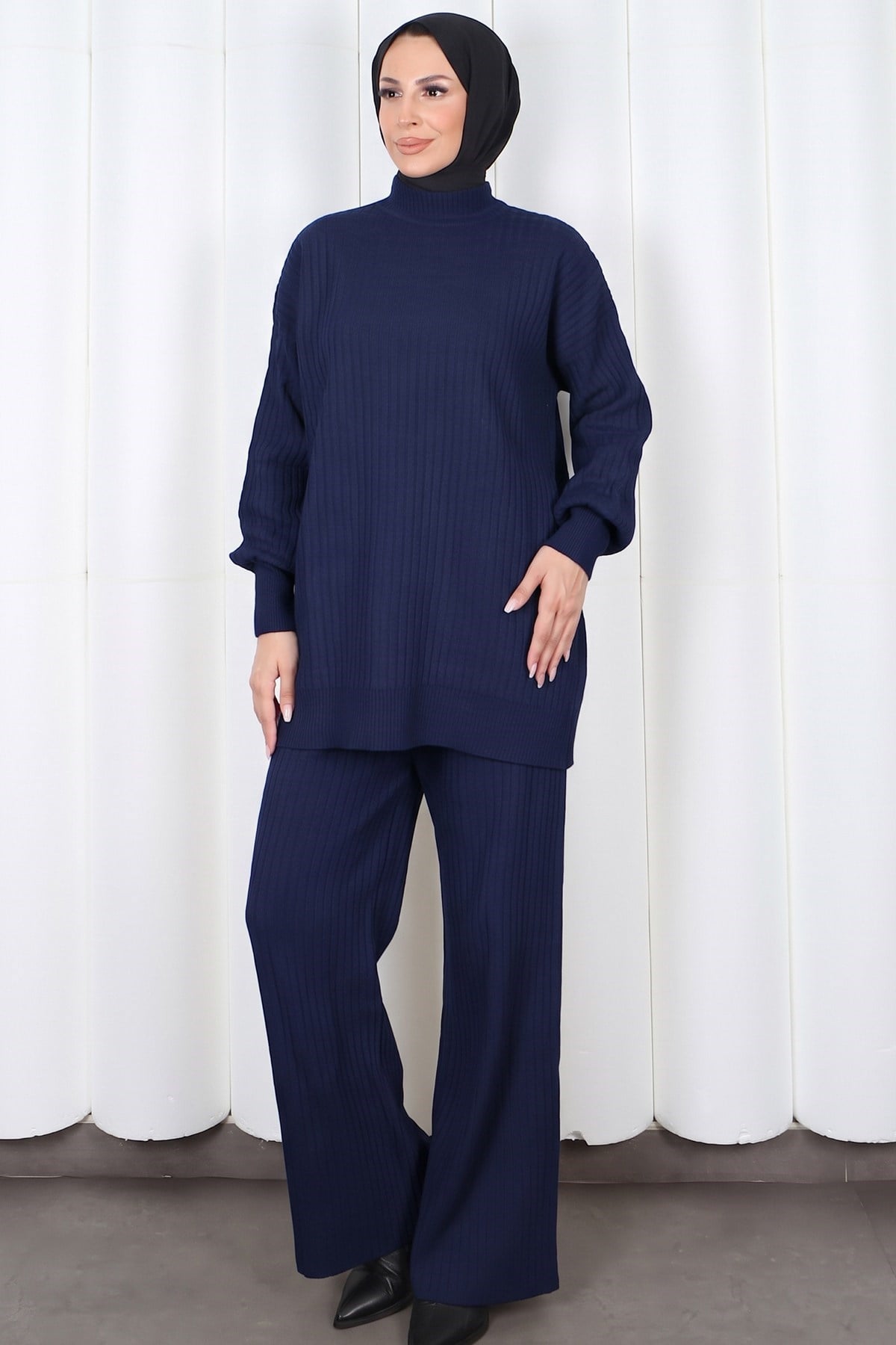 Yarım Balıkçı Yaka Kol Detaylı Pantalonlu Triko Takım Lacivert  HNT2811