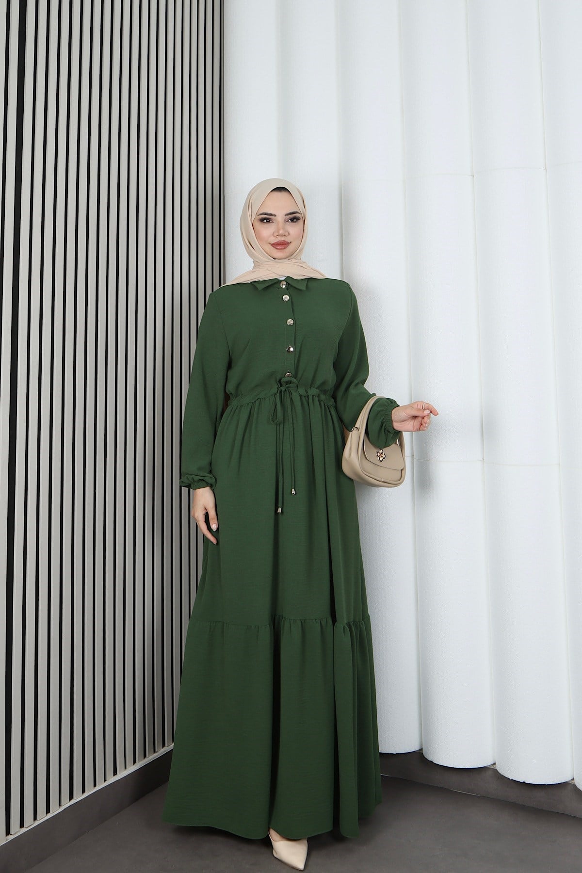 Yarım Pat Düğmeli Beli Bağcıklı Ayrobin Elbise Haki   HNT85451