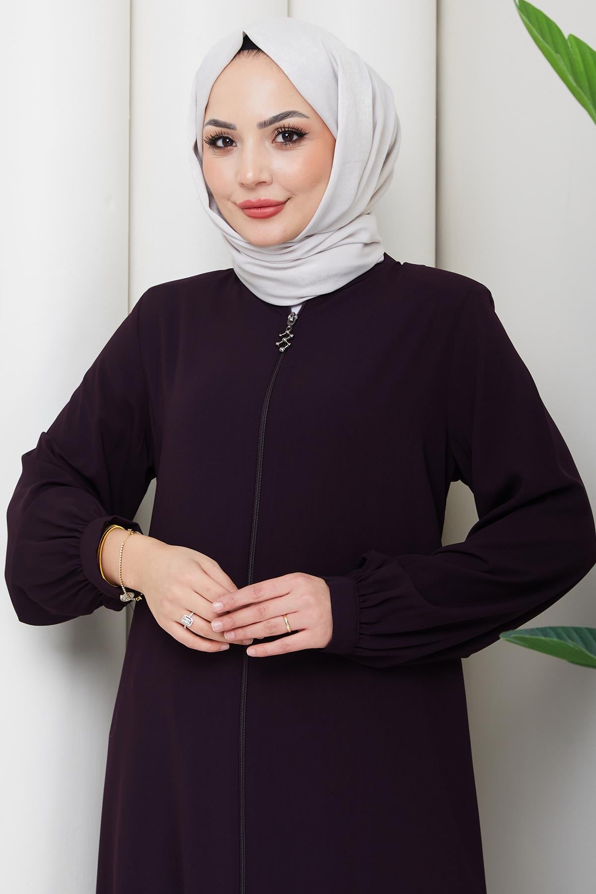 Arkası Piliseli Ferace Mor HM2906