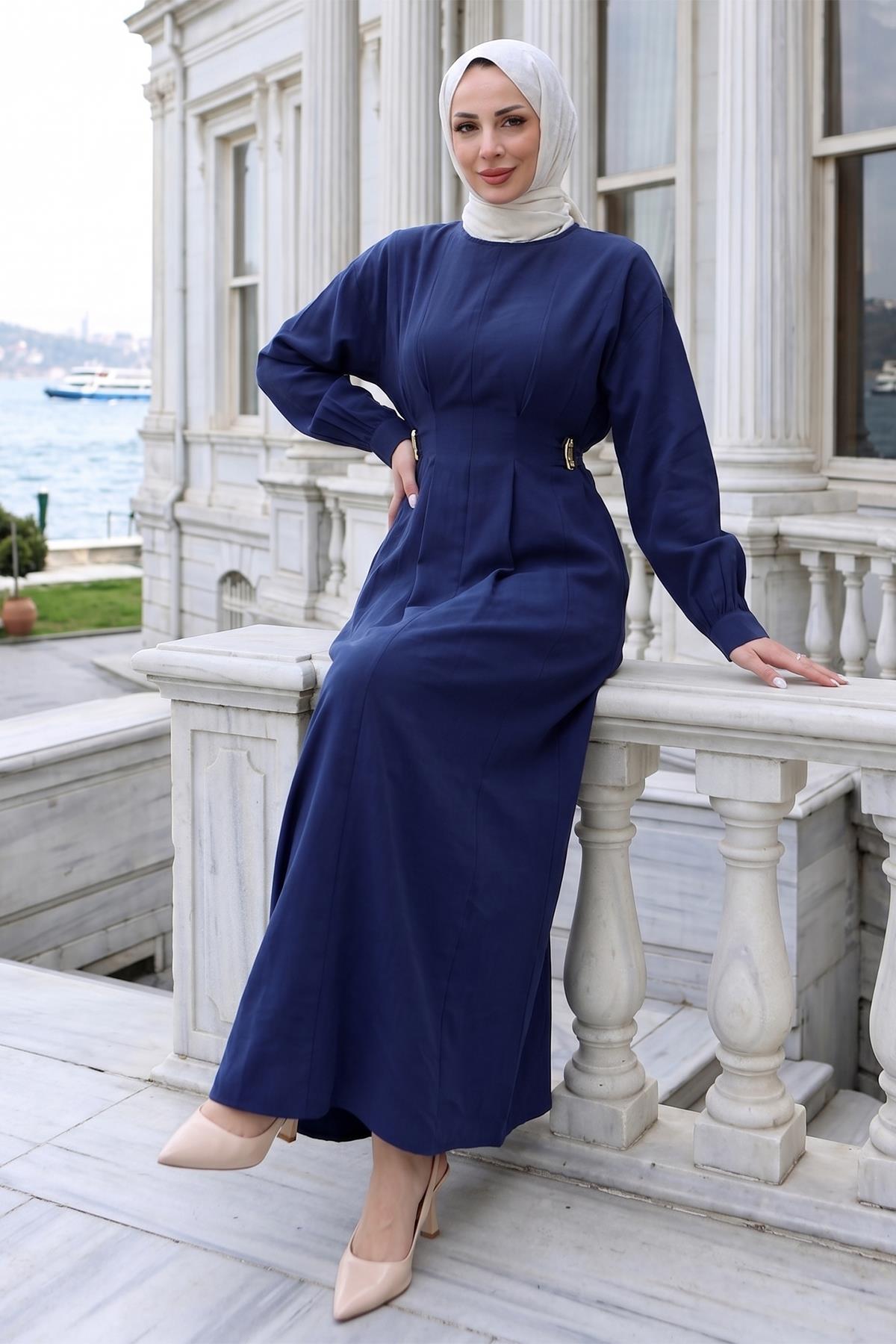 Beli Lastikli Yandan Tokalı Pensli Modal Elbise Lacivert HM2909