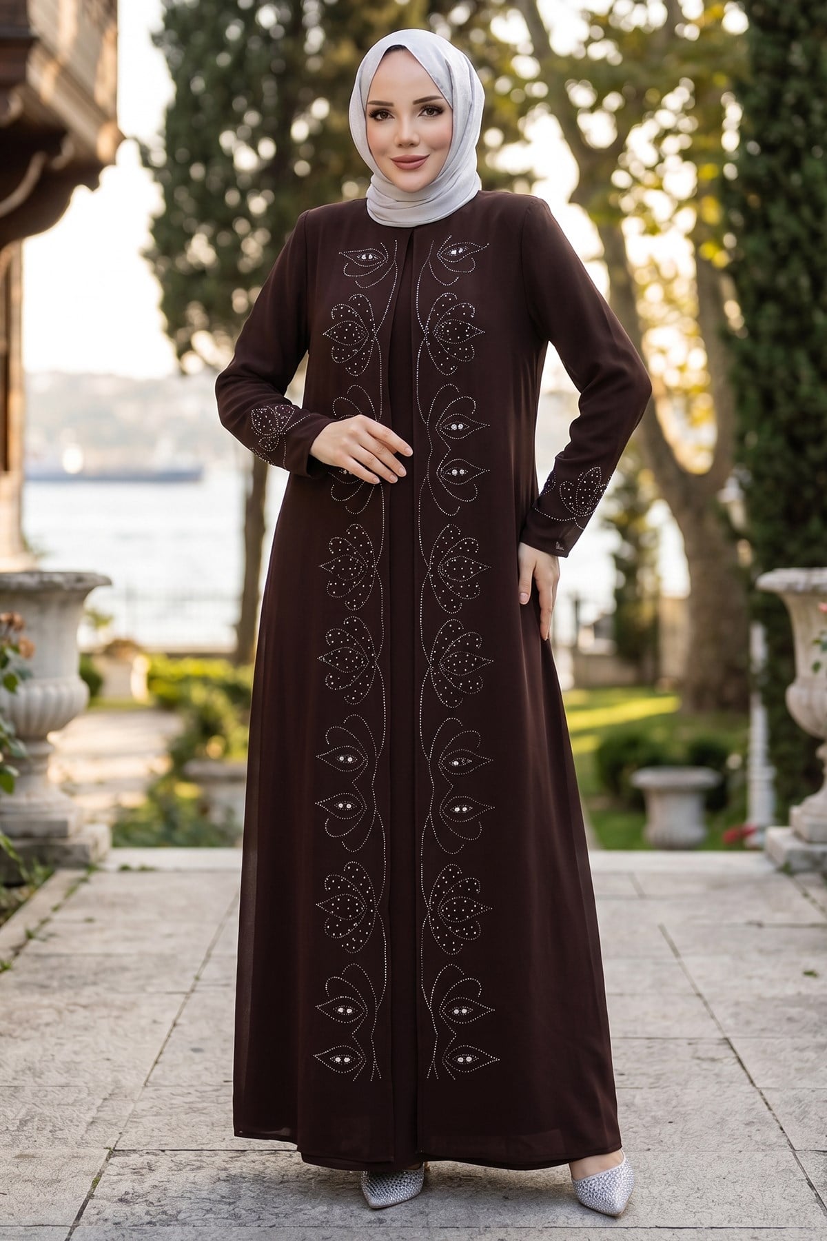 Boncuk Taşlı Büyük Beden Anne Elbisesi Kahverengi HM2952