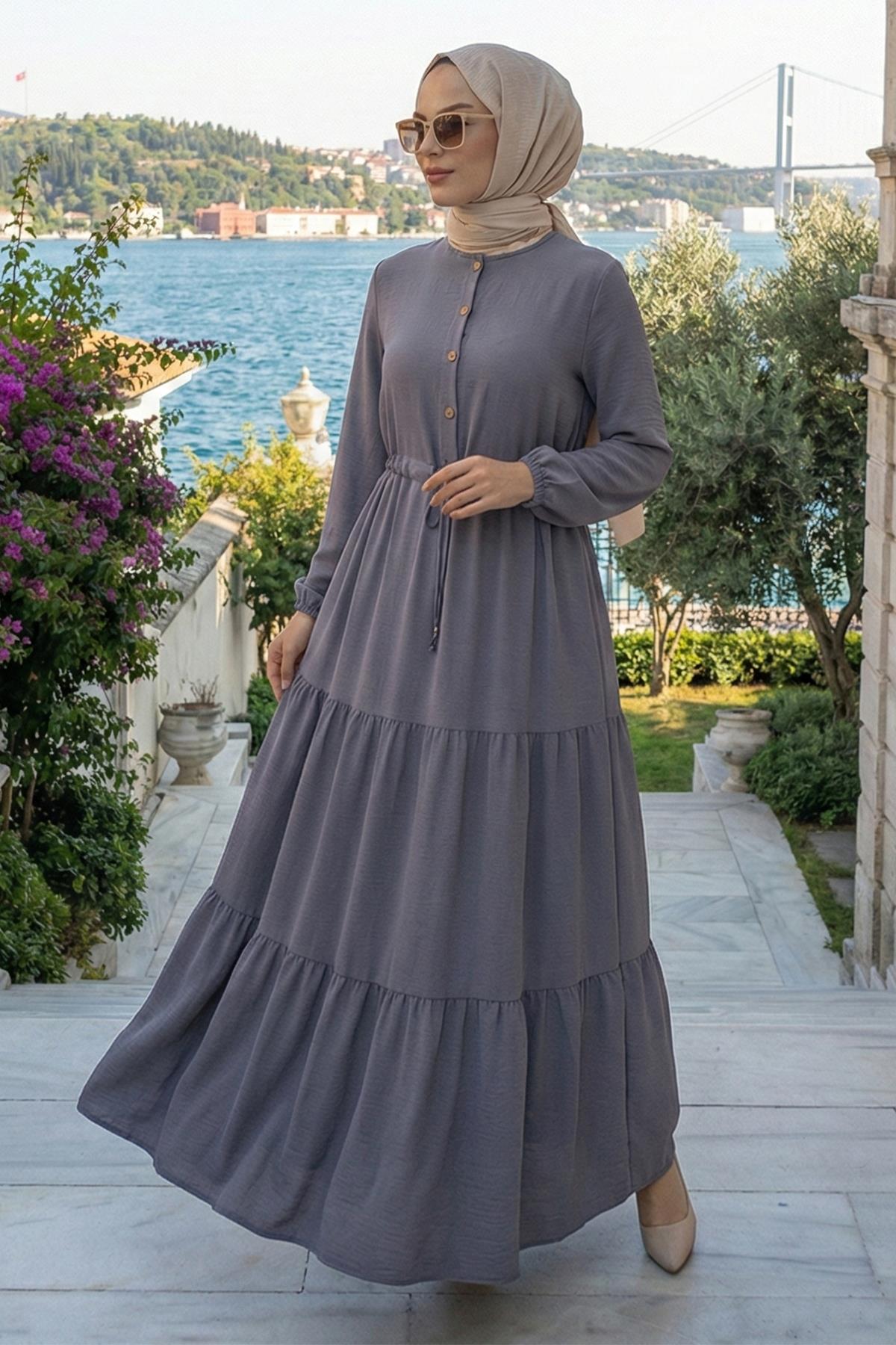 Büzgülü Düğmeli Bağcıklı Ayrobin Elbise Gri HM268811