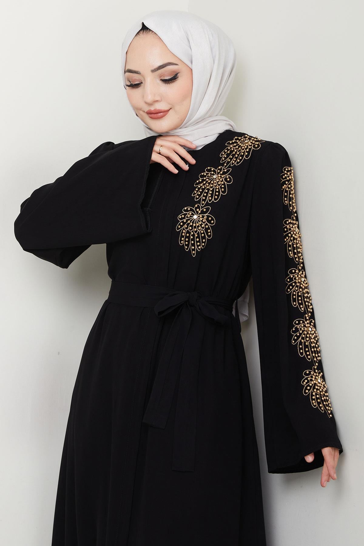 Çiçek Taşlı Kuşaklı Ferace Siyah HM2713