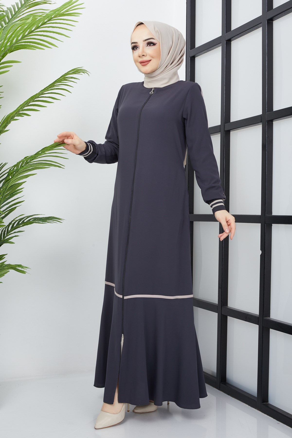 Çizgi Detaylı Antrasit Ferace 