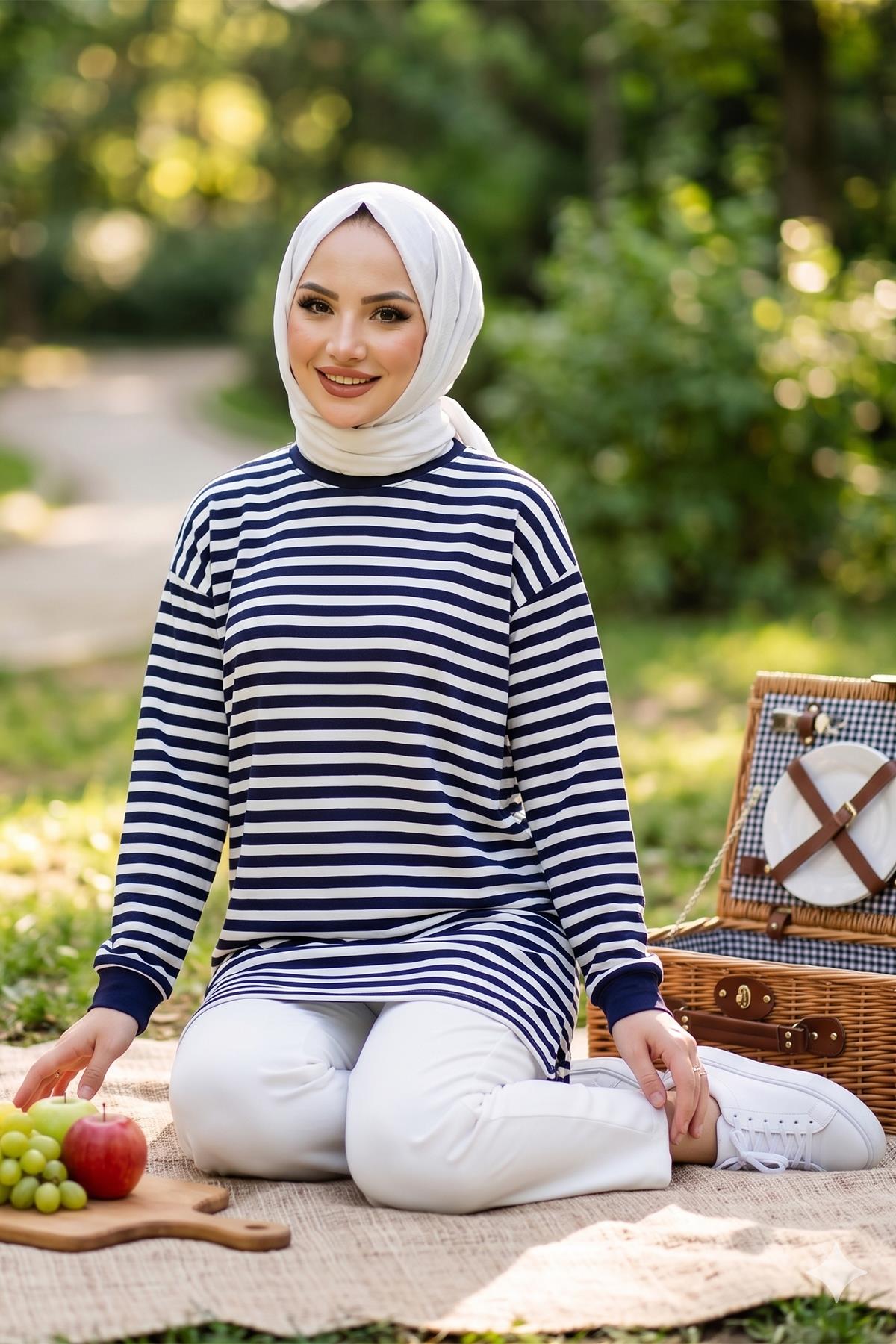 Çizgili Penye Tunik Lacivert HM2917