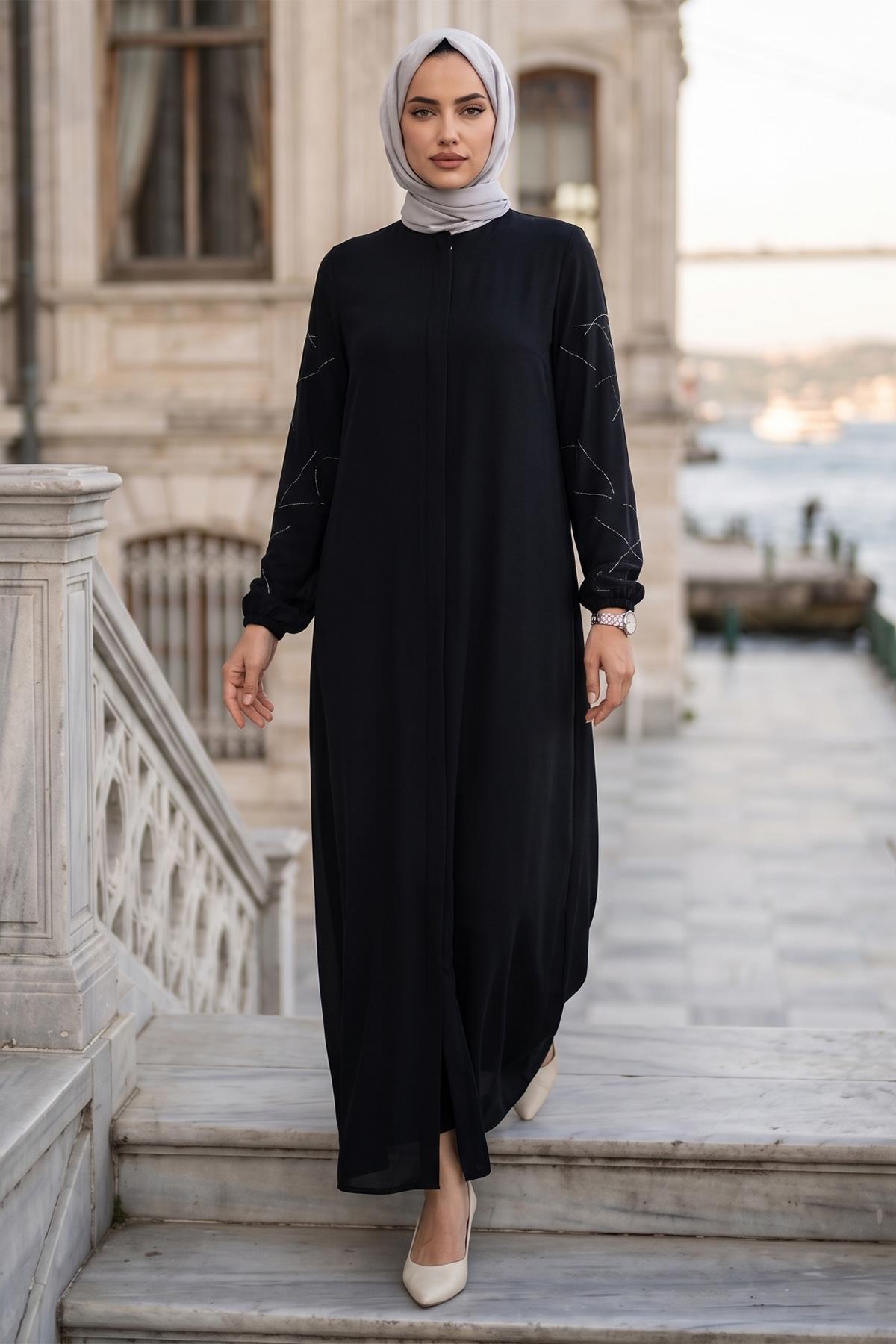 Kolları Taşlı Büyük Beden Ferace Siyah HM2801