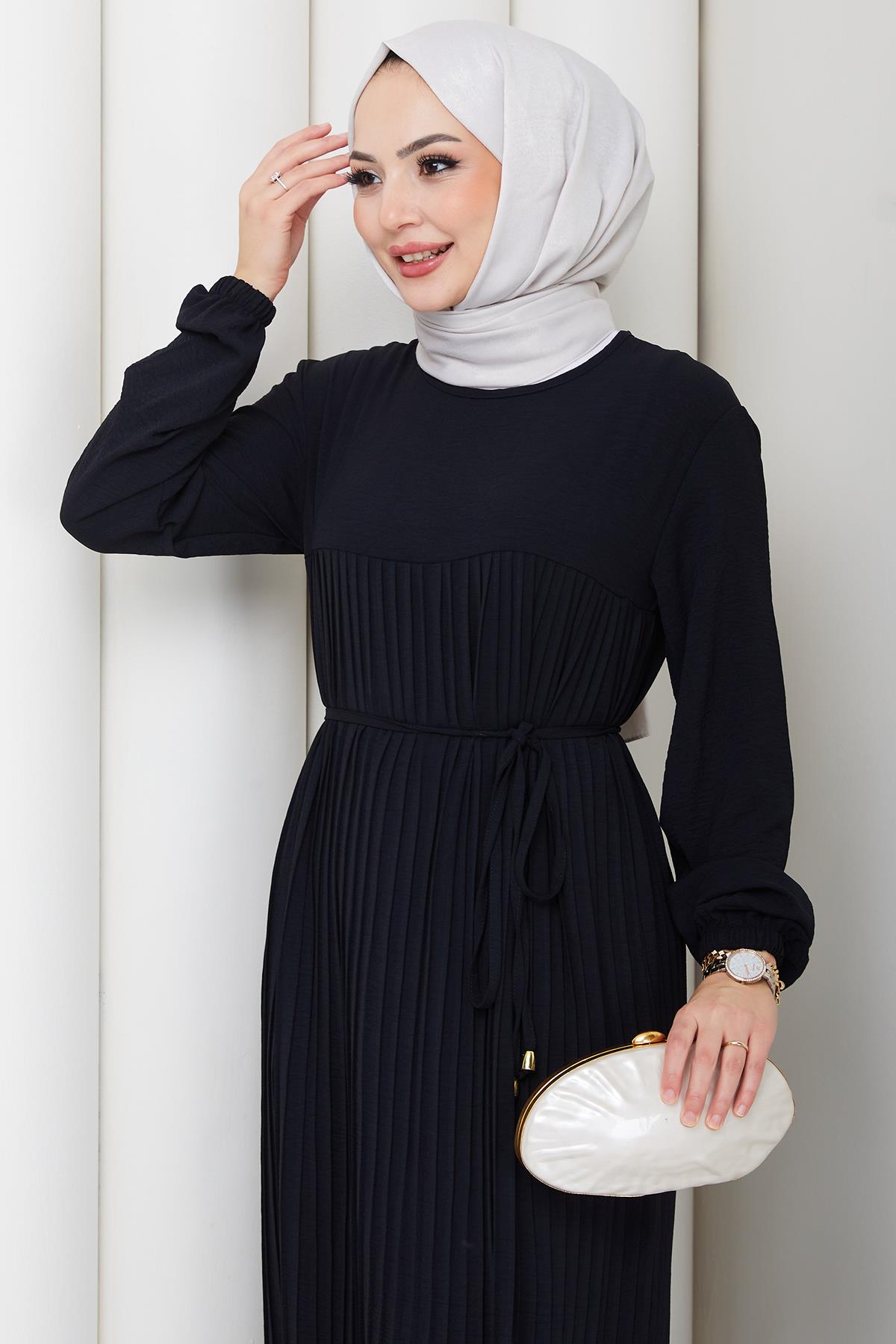 Robalı Piliseli Ayrobin Elbise Siyah HM2872