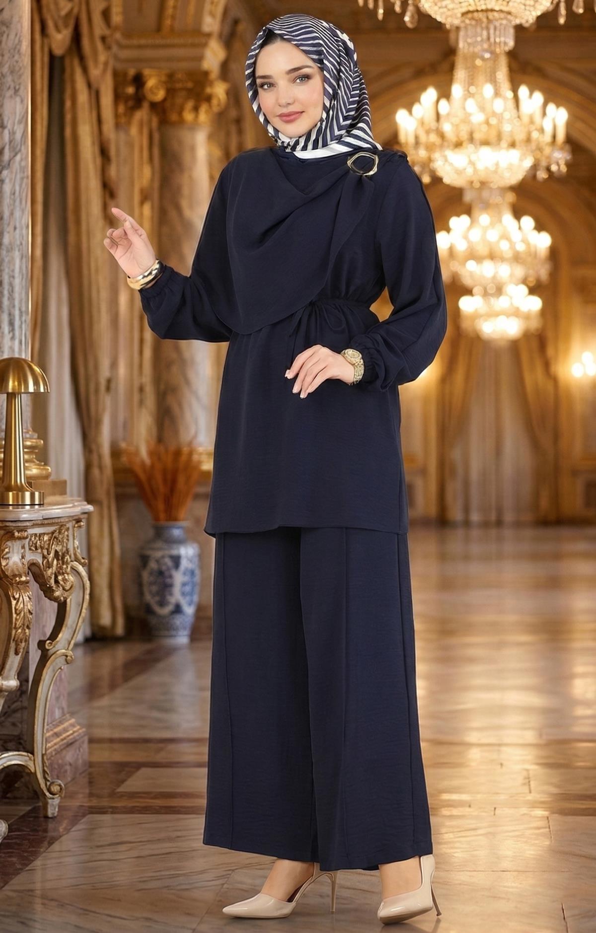 Yandan Tokalı Pantolonlu Ayrobin Takım Lacivert HM2901