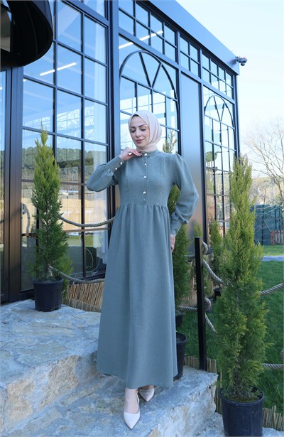 Düğme Detaylı Pileli Tesettür Elbise  Haki  HNT8528