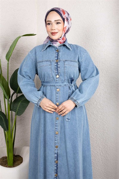 Gömlek Yaka Kemerli Denim Elbise – Uzun Tesettür Jean Model Açık Mavi