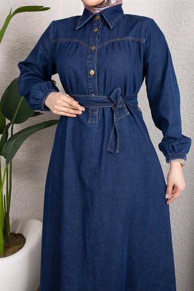 Kemerli Düğmeli Kot Elbise – Tesettür Denim Uzun Elbise Koyu Mavi