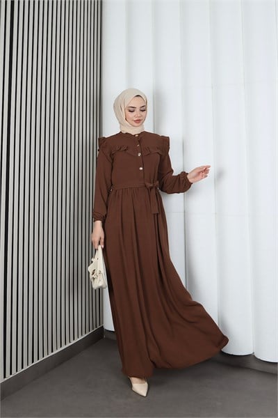 Omzu Ve Önü Fırfırlı Kuşaklı Ayrobin Tesettür Elbise Kahverengi  HNT7345