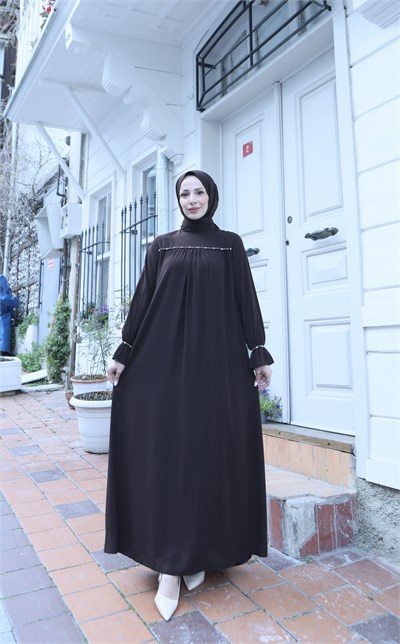 Önü Ve Kol Ucu Taş İşlemeli Şallı Tesettür Elbise Kahve  HNT71021