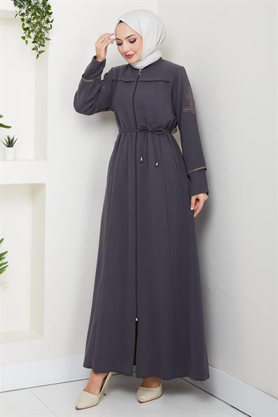 Bağcıklı Kolu Nakışlı Ferace Füme HM2854
