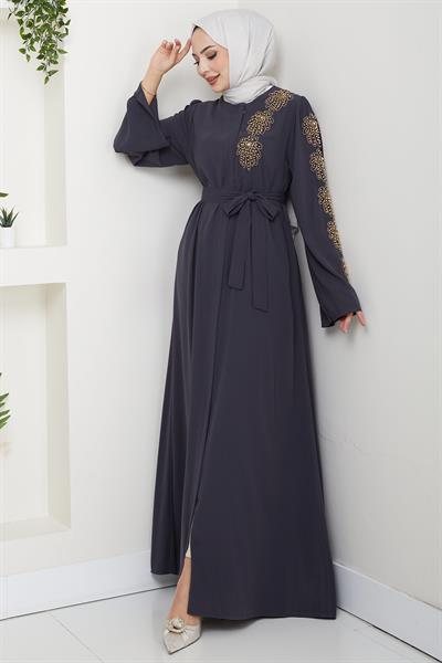 Çiçek Taşlı Kuşaklı Ferace Füme HM2713