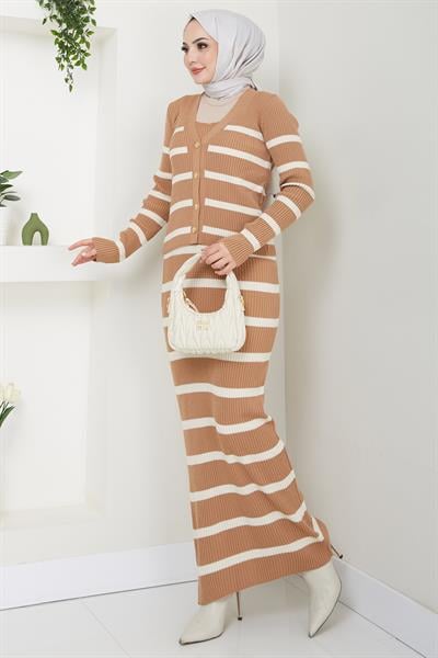 Çizgili Ceketli Jile Triko Takım Camel HM2634