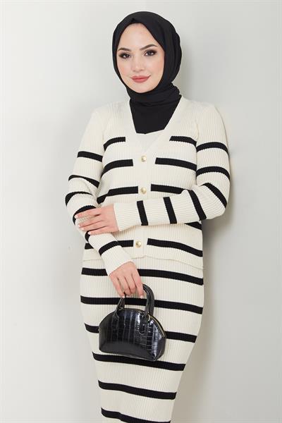 Çizgili Ceketli Jile Triko Takım Krem HM2634