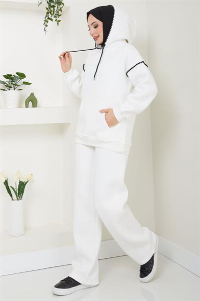 Çoban Nakışlı Üç İplik Şardonlu Kapşonlu Eşofman Takımı Beyaz HM2579