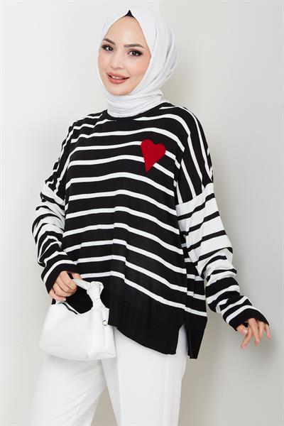 Kalp Aplikeli Çizgili Kazak Siyah HM2617
