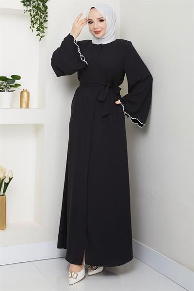 Kol Ucu Nakışlı Kuşaklı Ferace Siyah HM2728