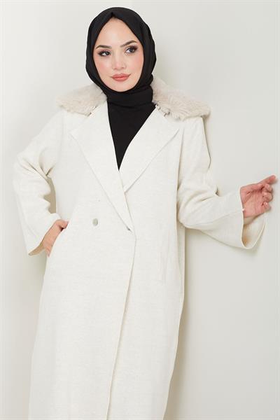 Kürk Detaylı Triko Hırka Beyaz HM2536