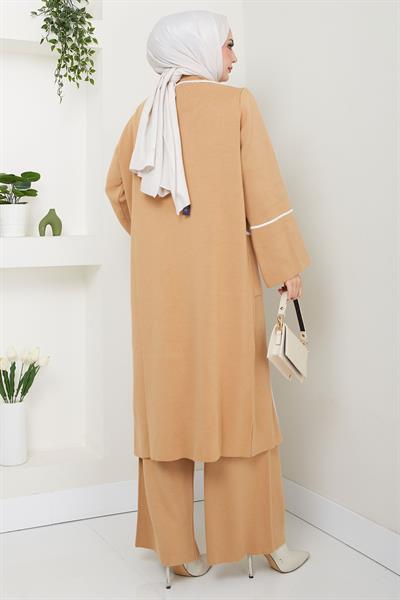 Sakal Garnili Üçlü Triko Takım Camel HM2534