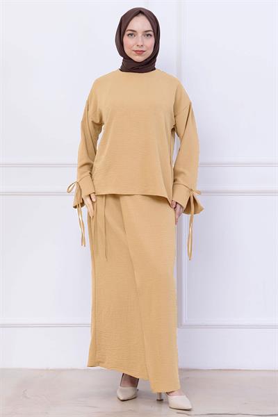 Yandan Bağlamalı Ayrobin Etekli Takım Bej HM2738
