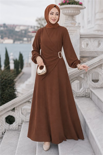 Yandan Tokalı Ayrobin Elbise Kahverengi HM2914
