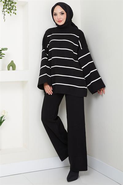Yarım Balıkçı Yaka Çizgili Triko Takım Siyah HM2553