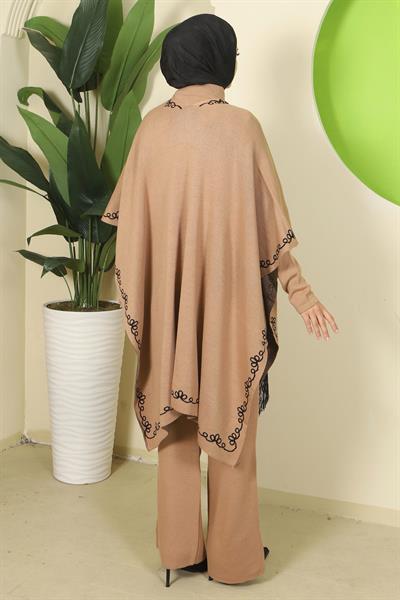 Zincir Desen Pançolu Üçlü Triko Takım Camel HM2815