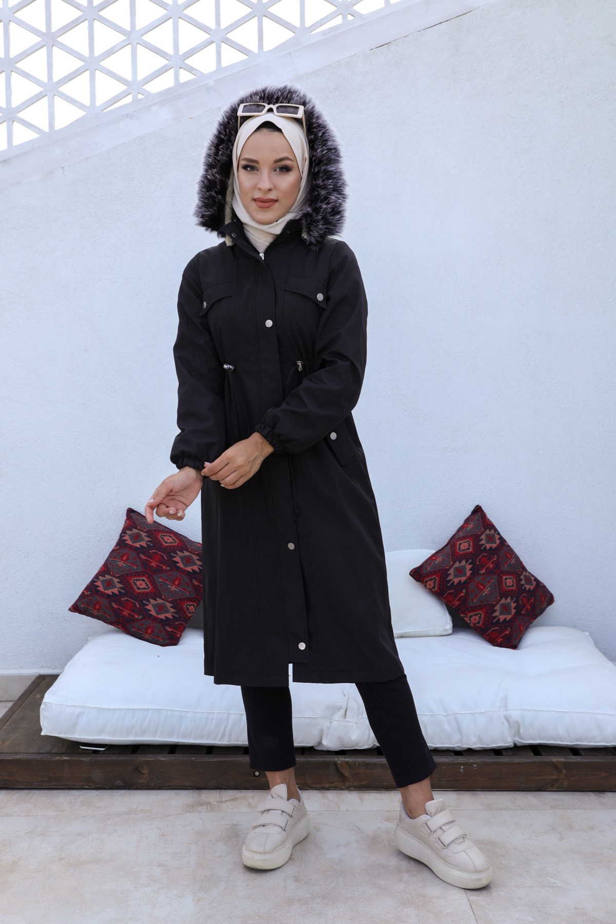 Beli Büzgülü Uzun Mont Siyah