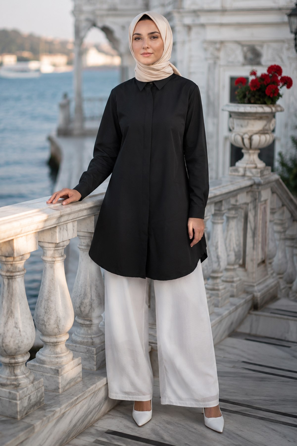 Gizli Patlı Düğmeli Tunik Siyah HM2948