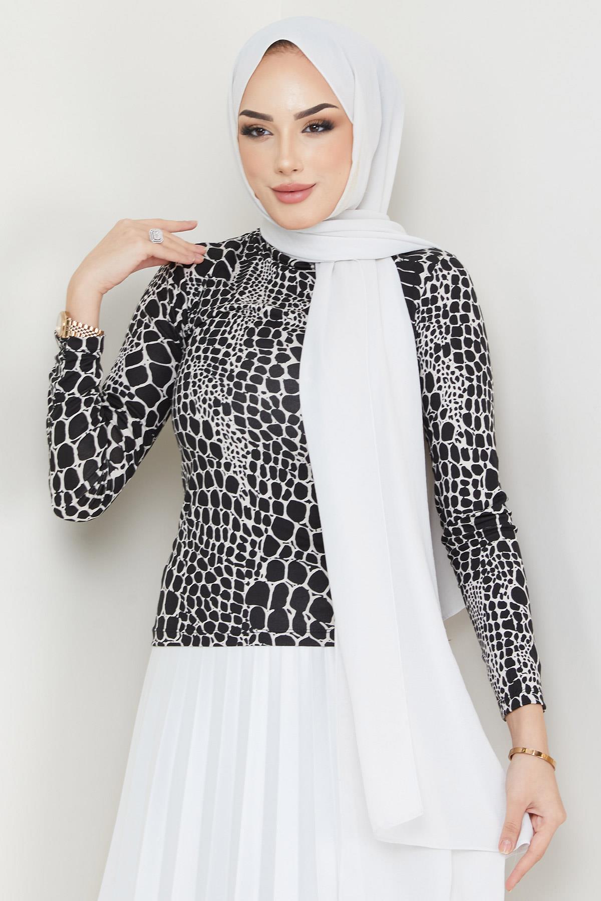 Leopar Desen Balıkçı Yaka Body Siyah