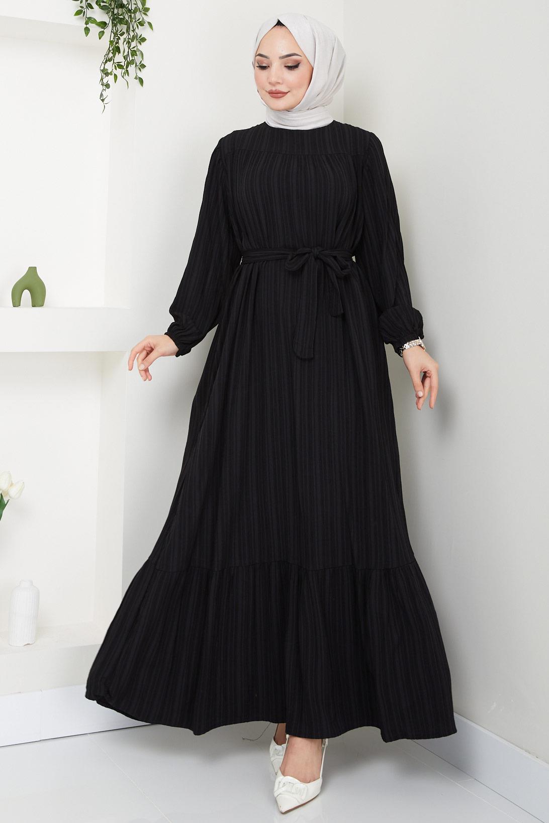 Robalı Kuşaklı Elbise Siyah HM2451