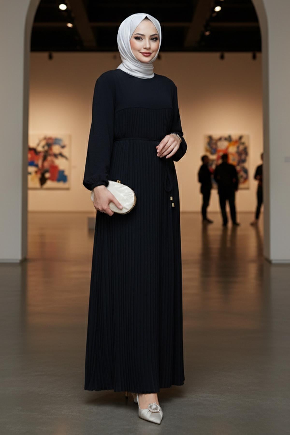 Robalı Piliseli Ayrobin Elbise Siyah HM2872