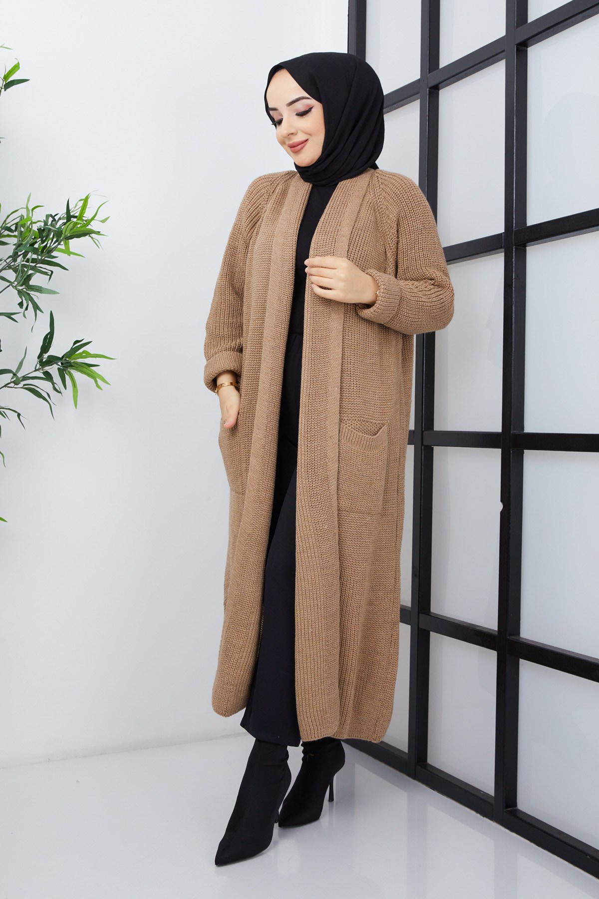 Şal Yaka Cepli Uzun Tesettür Triko Hırka Camel