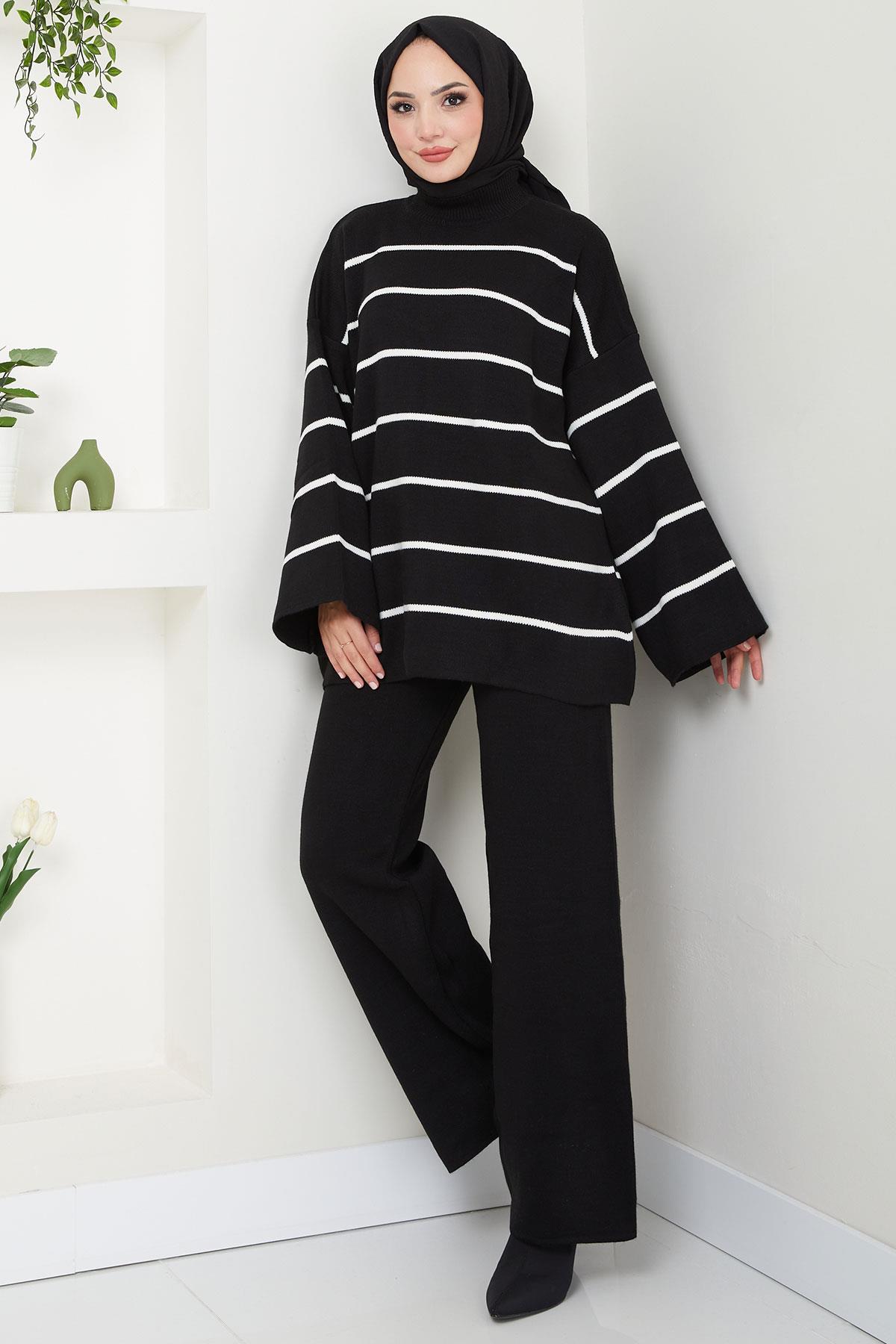 Yarım Balıkçı Yaka Çizgili Triko Takım Siyah HM2553