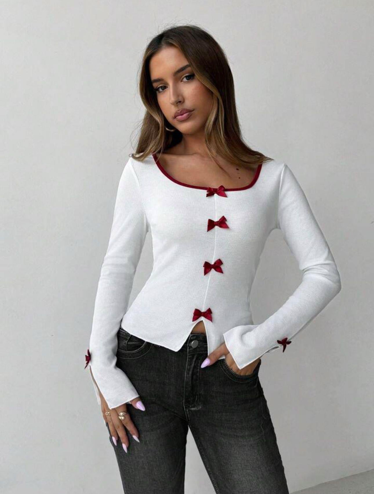 Beyaz Ribbon Dekolteli Uzun Kollu Crop