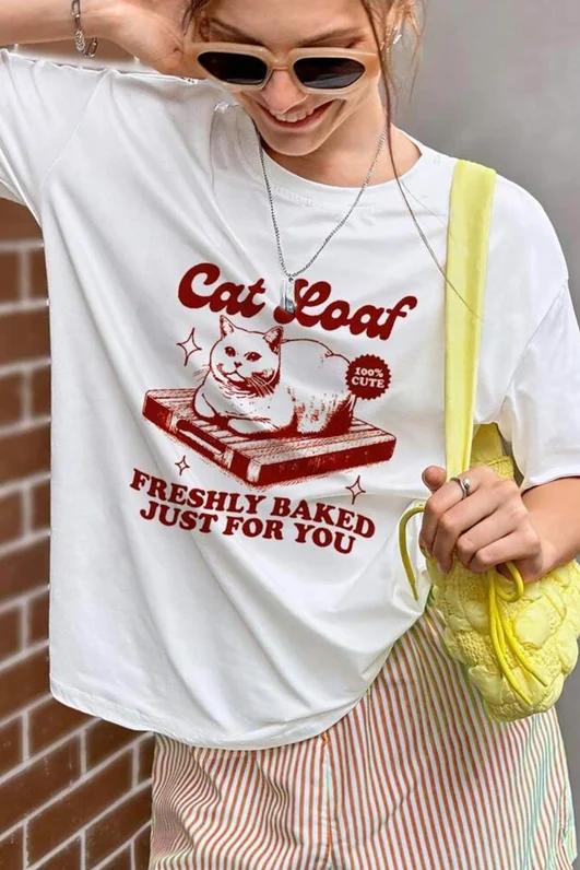 Beyaz Unisex Cat Loaf Freshly Baked Just For You T-Shirt