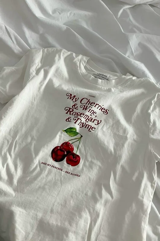 Beyaz Unisex My Cherries & Wine, Rosemary & Thyme T-Shirt