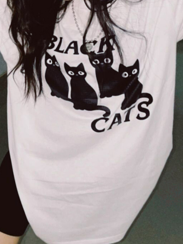 Black Cat Oversize Unisex T-shirt
