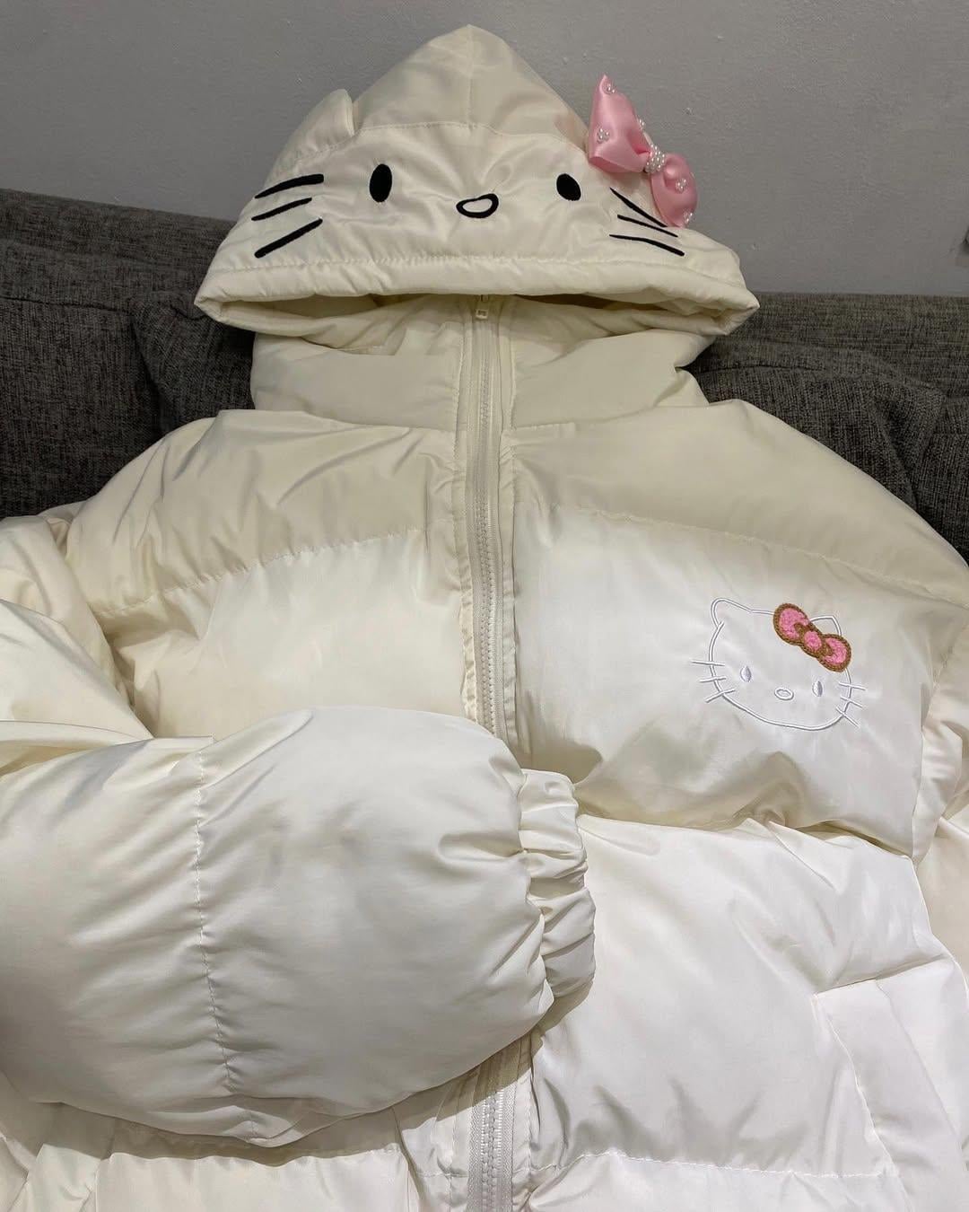 Hello Kitty Kışlık Pofuduk Mont