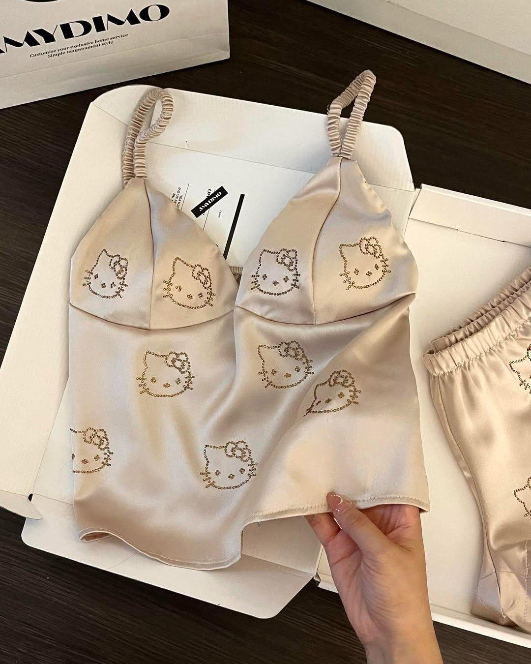 Hello Kitty Taş Detail Şık Alt Üst Takım